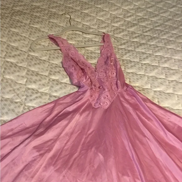 Pink Sexy Night Grown - Picture 8 of 15